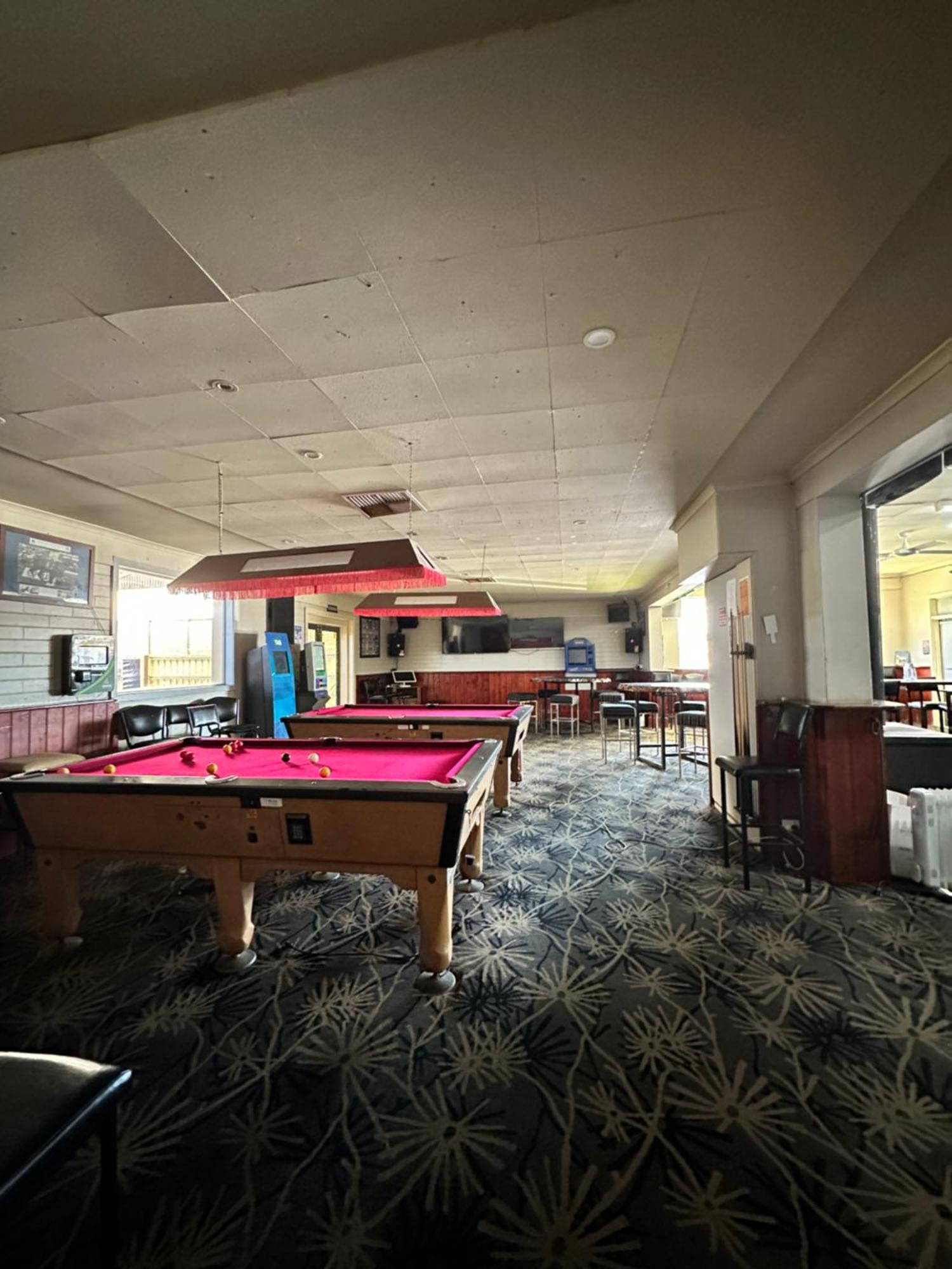 The Shamrock Hotel Balranald Εξωτερικό φωτογραφία